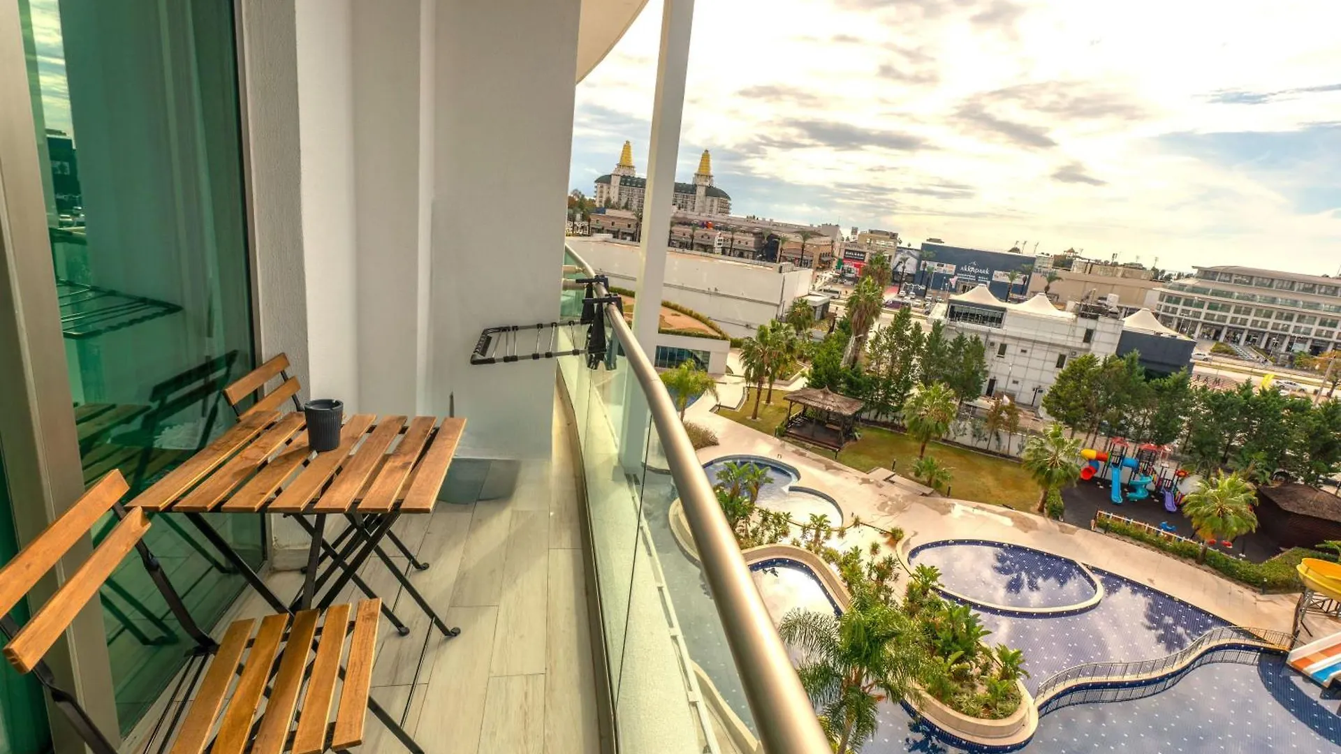 Apartament Sirius Town By Antalyasuites Turcja